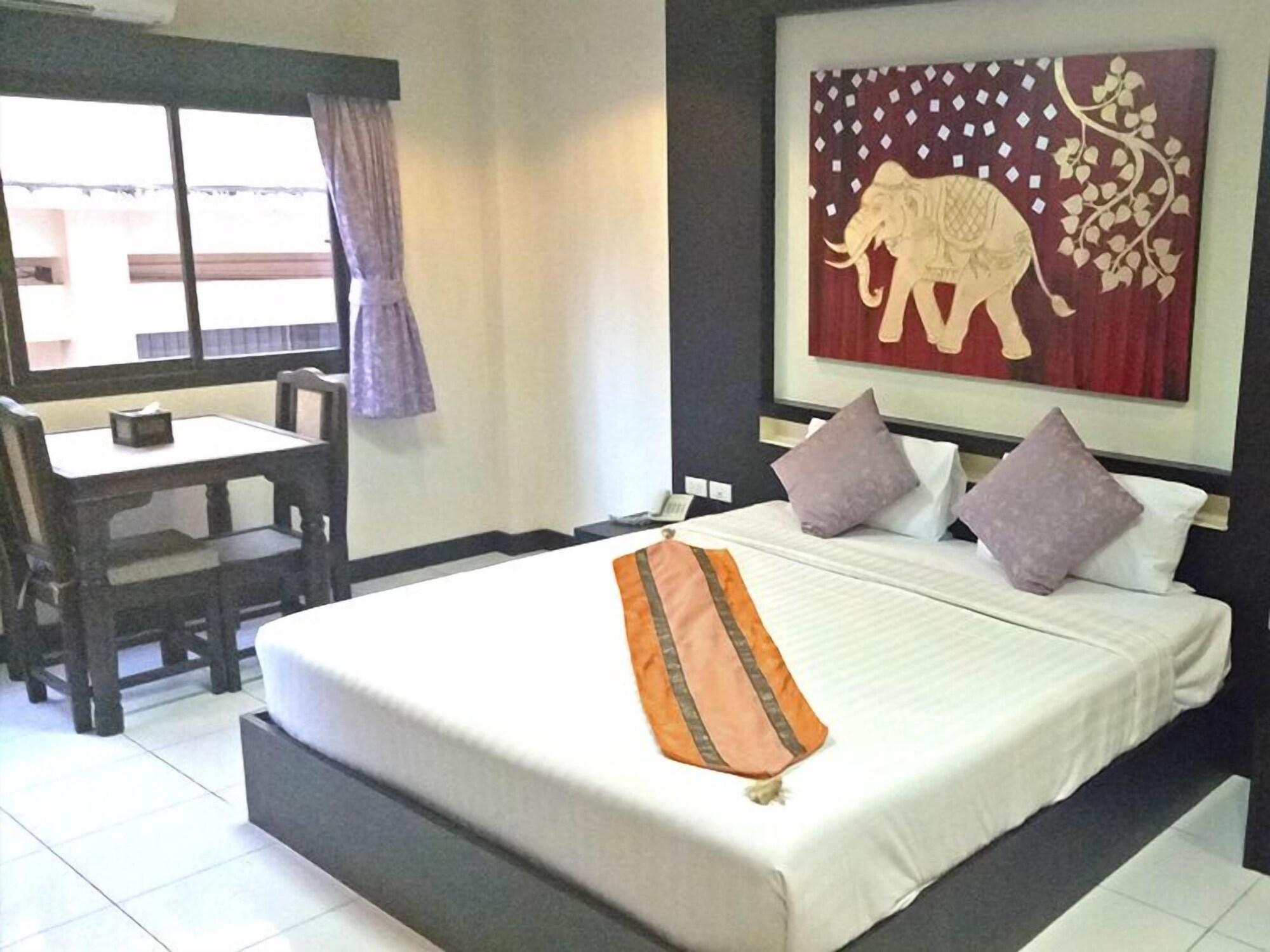 Zip Hotel & Restaurant Pattaya Exterior foto